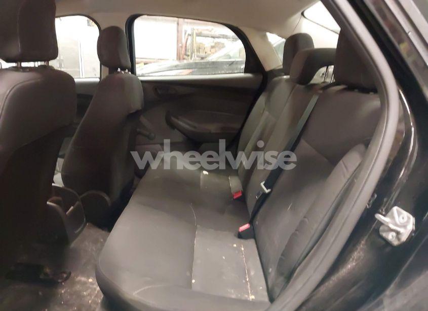 Photo 8 of 2017 Ford Focus S (VIN 1FADP3E29HL229074)