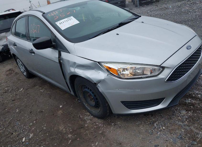 Photo 12 of 2017 Ford Focus S (VIN 1FADP3E29HL256775)