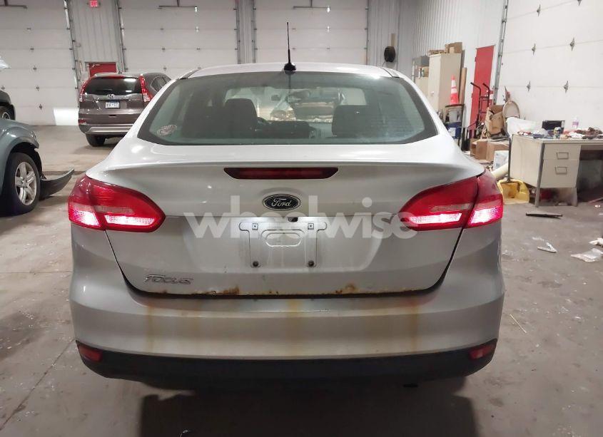 Photo 16 of 2017 Ford Focus S (VIN 1FADP3E29HL258106)