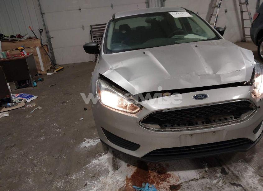 Photo 6 of 2017 Ford Focus S (VIN 1FADP3E29HL258106)