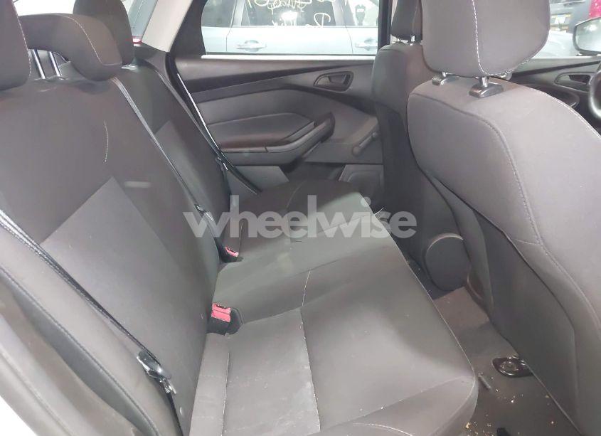 Photo 8 of 2017 Ford Focus S (VIN 1FADP3E29HL258106)