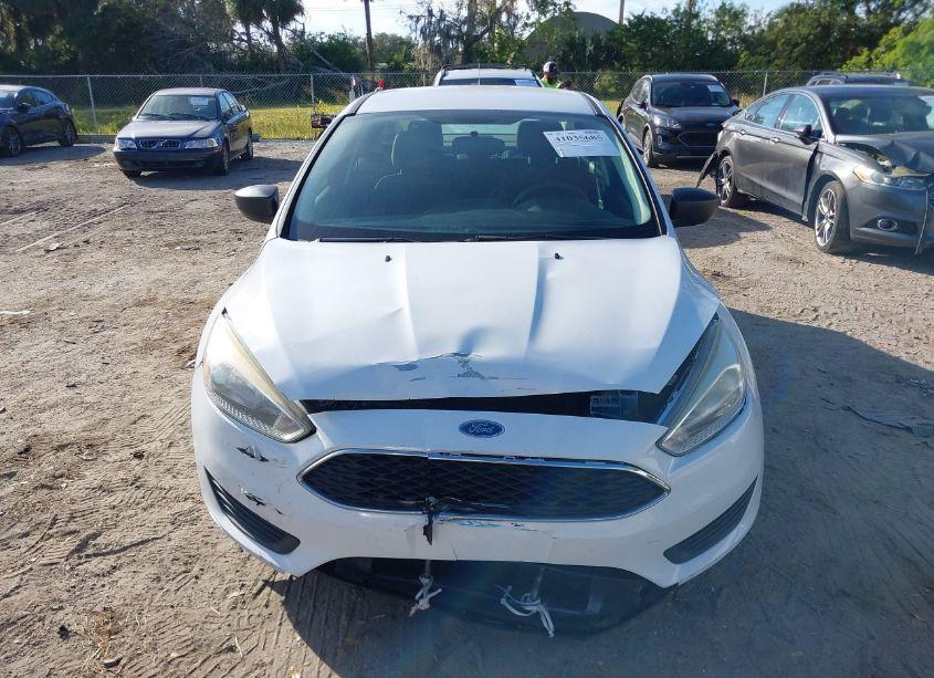 Photo 12 of 2017 Ford Focus S (VIN 1FADP3E29HL282390)