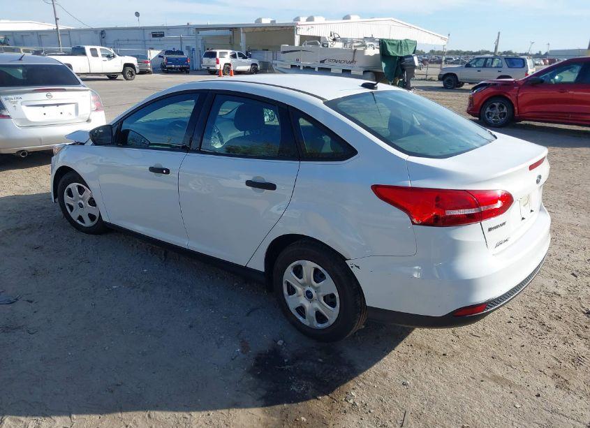 Photo 3 of 2017 Ford Focus S (VIN 1FADP3E29HL282390)