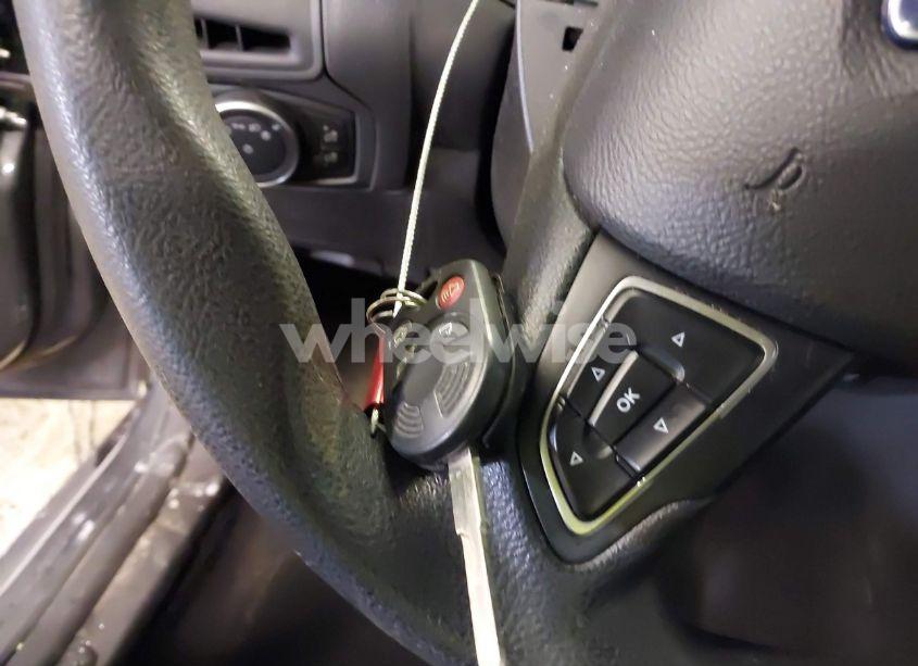 Photo 11 of 2018 Ford Focus S (VIN 1FADP3E29JL209705)