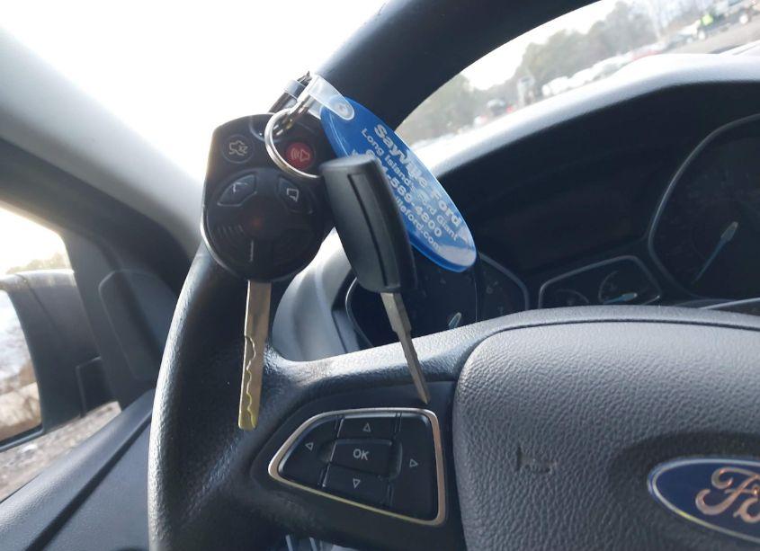 Photo 11 of 2018 Ford Focus S (VIN 1FADP3E29JL306693)