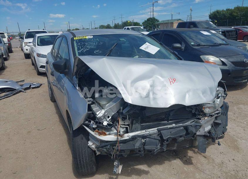 Photo 6 of 2013 Ford Focus S (VIN 1FADP3E2XDL145386)