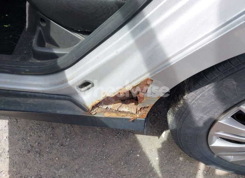 Photo 12 of 2013 Ford Focus S (VIN 1FADP3E2XDL154959)