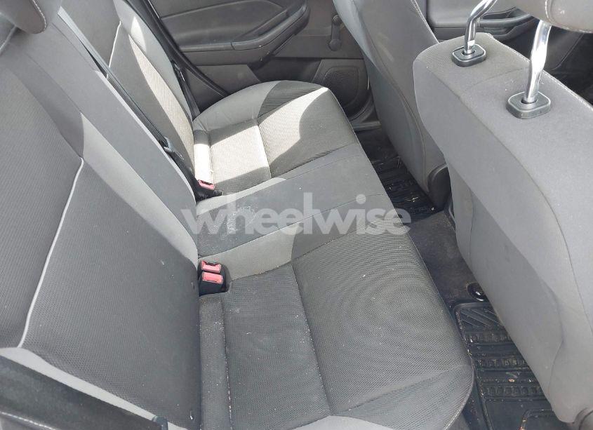 Photo 8 of 2013 Ford Focus S (VIN 1FADP3E2XDL154959)