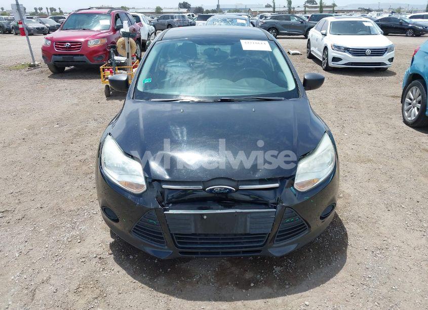 Photo 12 of 2014 Ford Focus S (VIN 1FADP3E2XEL355486)