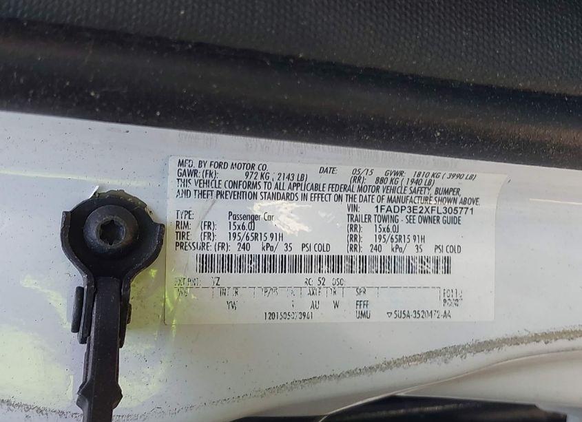 Photo 9 of 2015 Ford Focus S (VIN 1FADP3E2XFL305771)