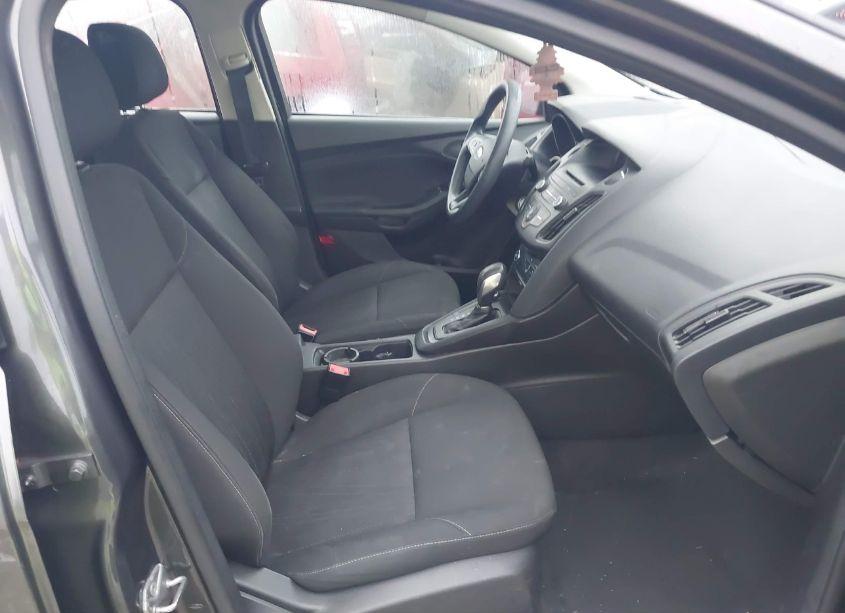 Photo 5 of 2016 Ford Focus S (VIN 1FADP3E2XGL208183)