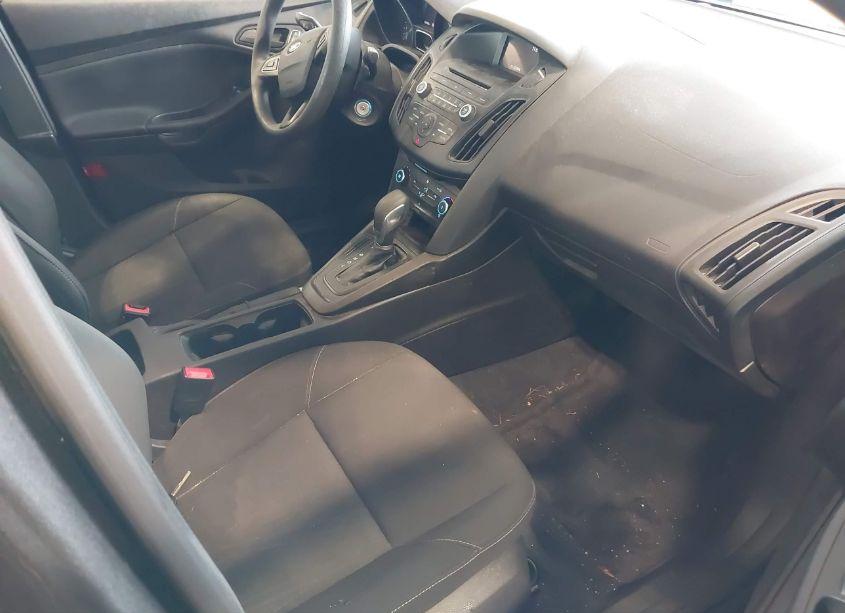 Photo 5 of 2016 Ford Focus S (VIN 1FADP3E2XGL249882)