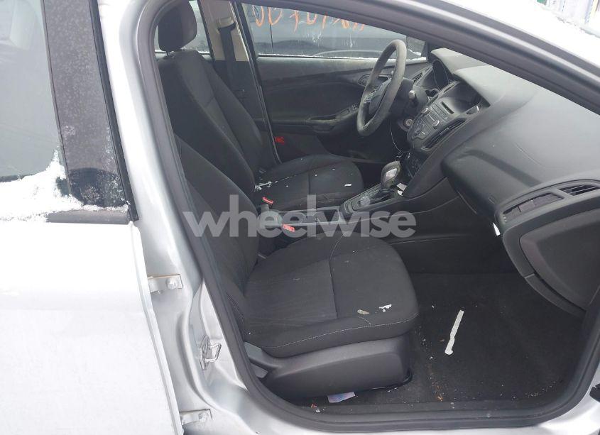 Photo 5 of 2017 Ford Focus S (VIN 1FADP3E2XHL213630)