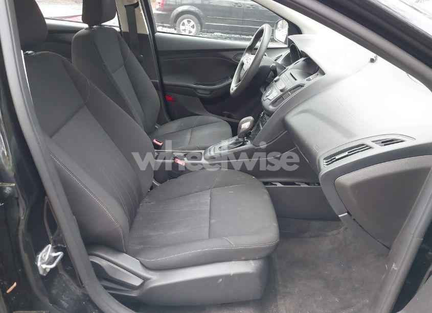 Photo 5 of 2017 Ford Focus S (VIN 1FADP3E2XHL312495)