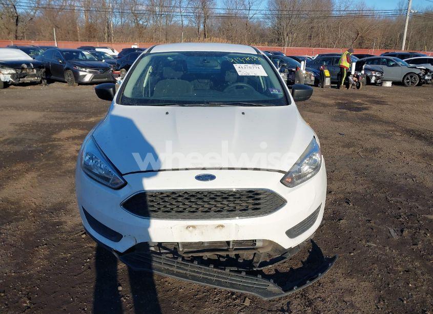 Photo 12 of 2017 Ford Focus S (VIN 1FADP3E2XHL321942)