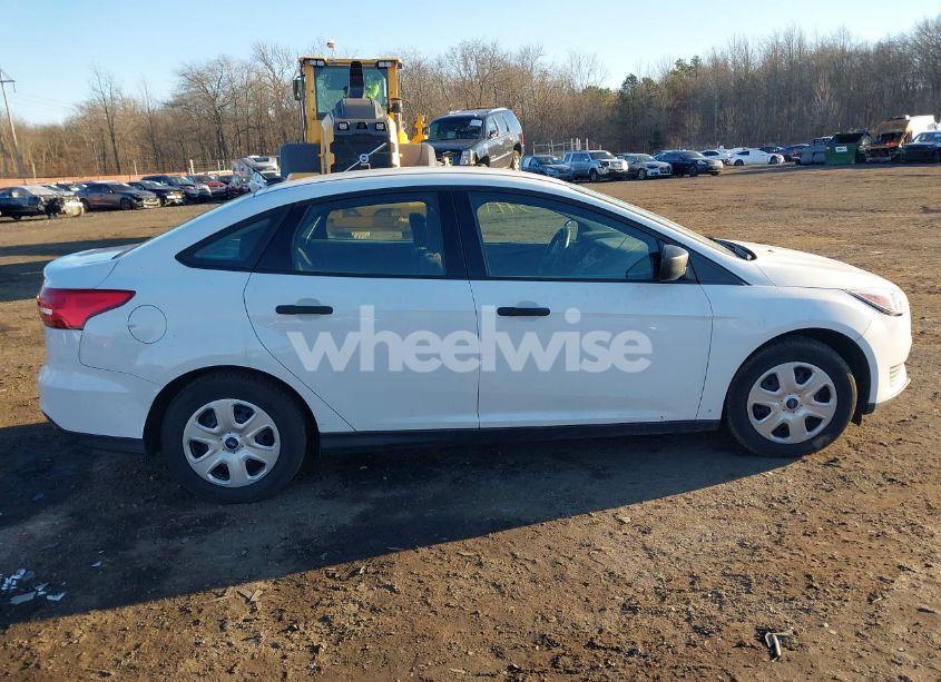 Photo 13 of 2017 Ford Focus S (VIN 1FADP3E2XHL321942)