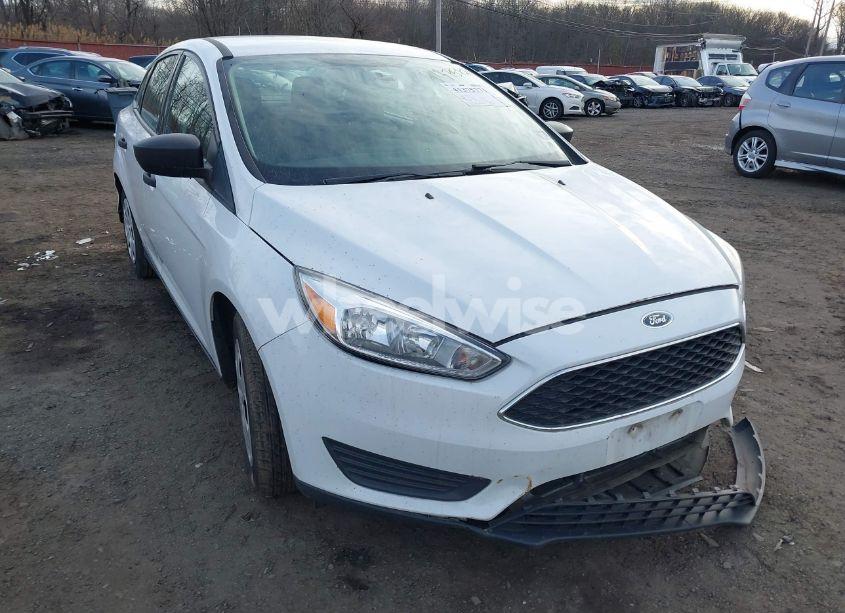Photo 18 of 2017 Ford Focus S (VIN 1FADP3E2XHL321942)