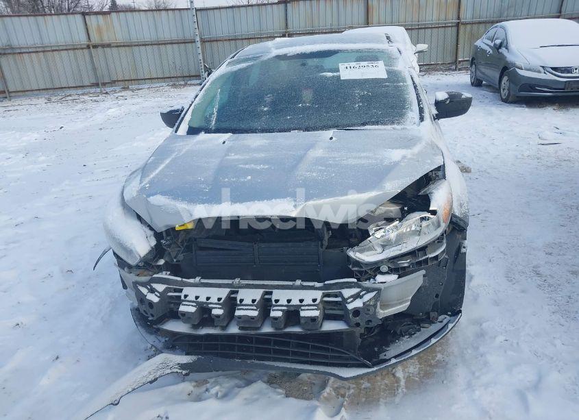 Photo 12 of 2018 Ford Focus S (VIN 1FADP3E2XJL221961)