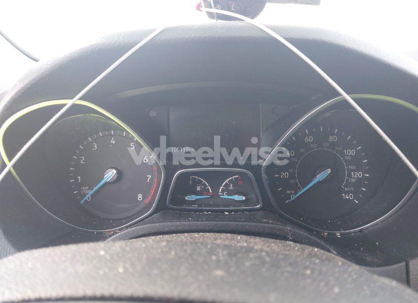 Photo 7 of 2018 Ford Focus S (VIN 1FADP3E2XJL221961)