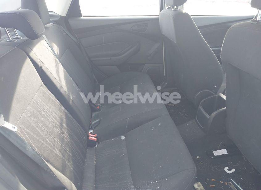 Photo 8 of 2018 Ford Focus S (VIN 1FADP3E2XJL221961)