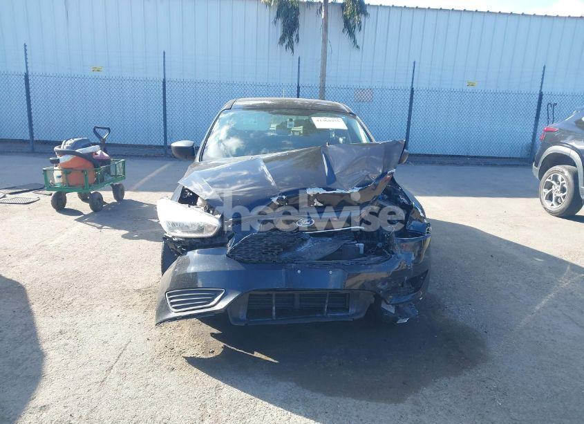 Photo 12 of 2018 Ford Focus S (VIN 1FADP3E2XJL260646)