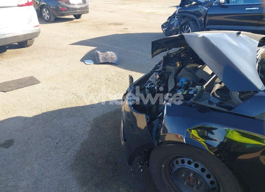 Photo 6 of 2018 Ford Focus S (VIN 1FADP3E2XJL260646)