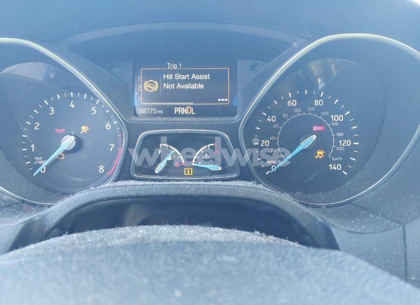 Photo 7 of 2018 Ford Focus S (VIN 1FADP3E2XJL260646)