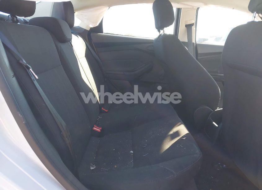 Photo 8 of 2018 Ford Focus S (VIN 1FADP3E2XJL270495)