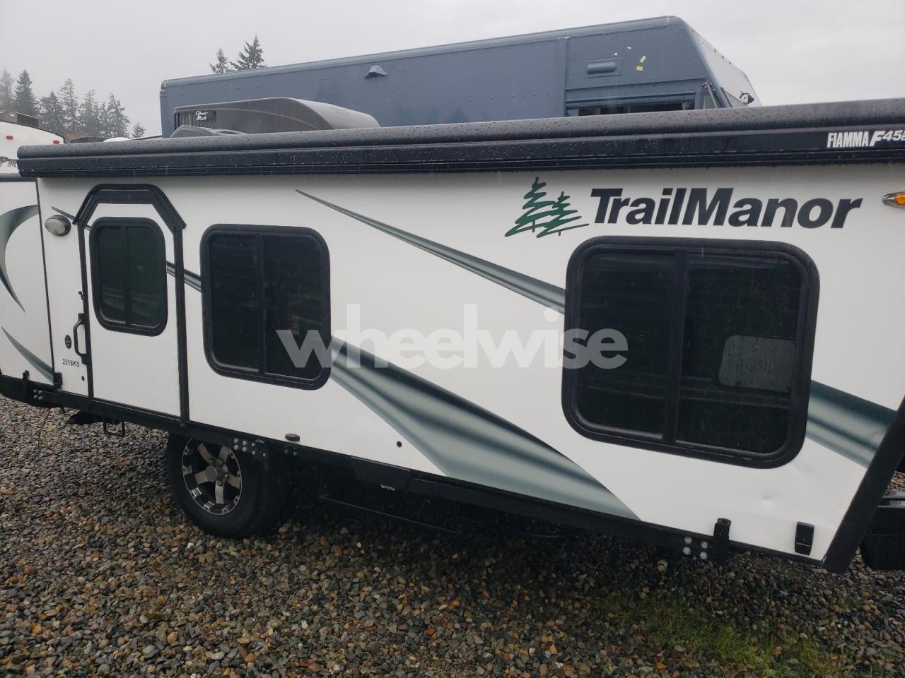 Photo 5 of 2022 TRLM POPUP CAMP N/A (VIN 1FADP3E2XJL301258)