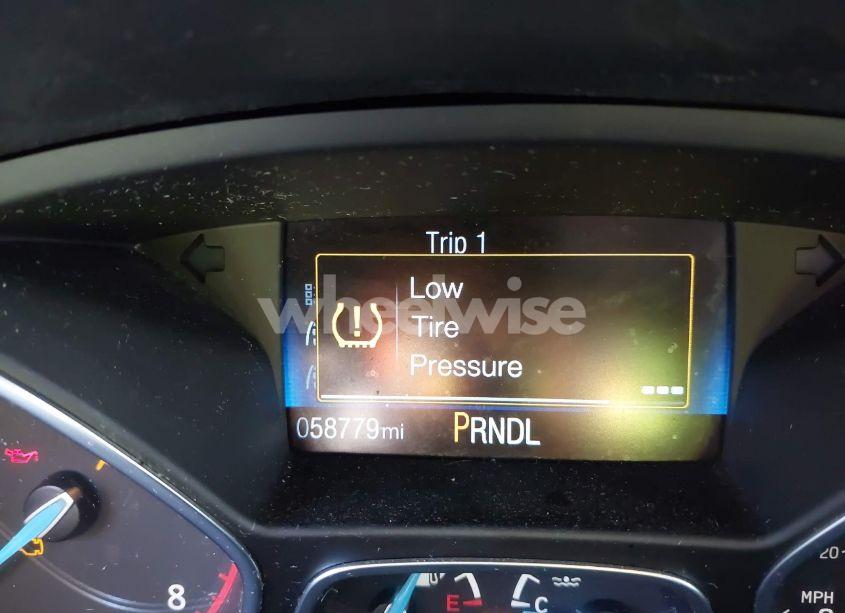 Photo 15 of 2018 Ford Focus S (VIN 1FADP3E2XJL316312)