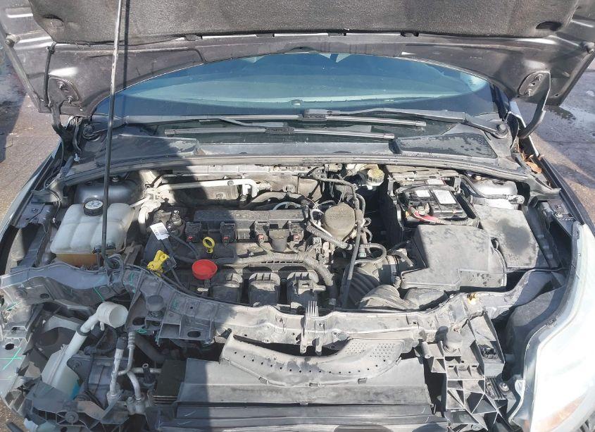 Photo 10 of 2013 Ford Focus SE (VIN 1FADP3F20DL118471)