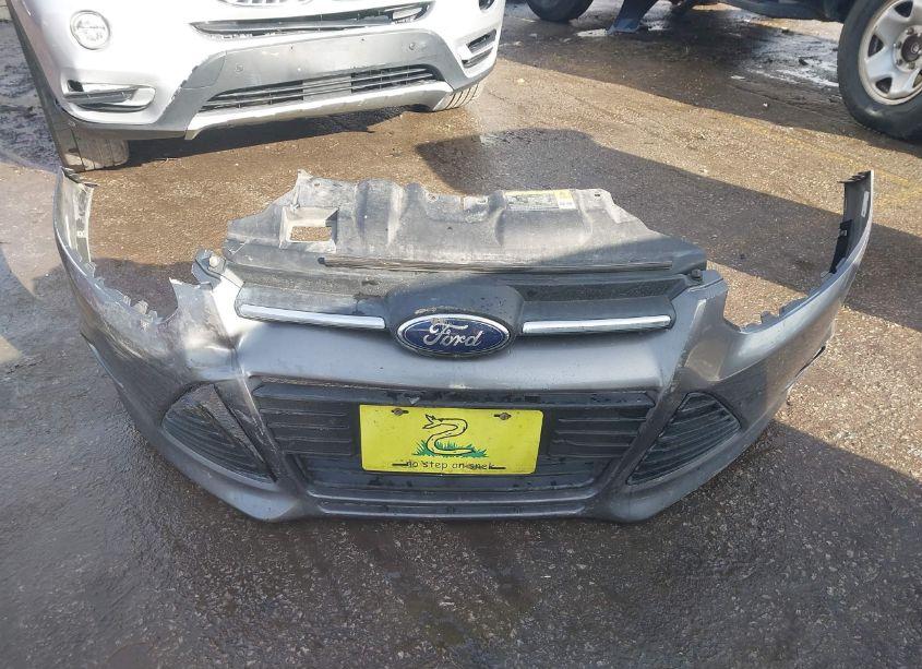 Photo 12 of 2013 Ford Focus SE (VIN 1FADP3F20DL118471)