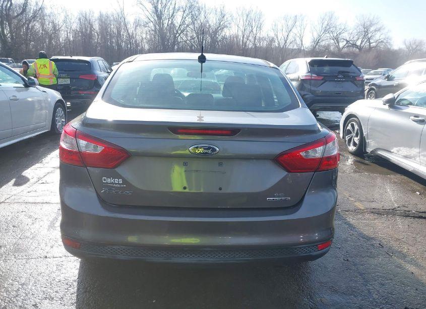 Photo 17 of 2013 Ford Focus SE (VIN 1FADP3F20DL118471)