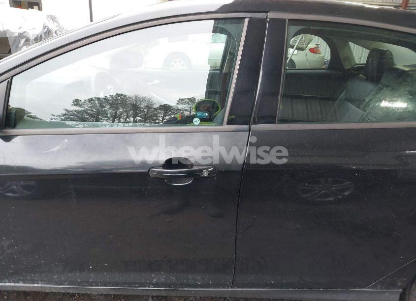 Photo 14 of 2013 Ford Focus SE (VIN 1FADP3F20DL139191)