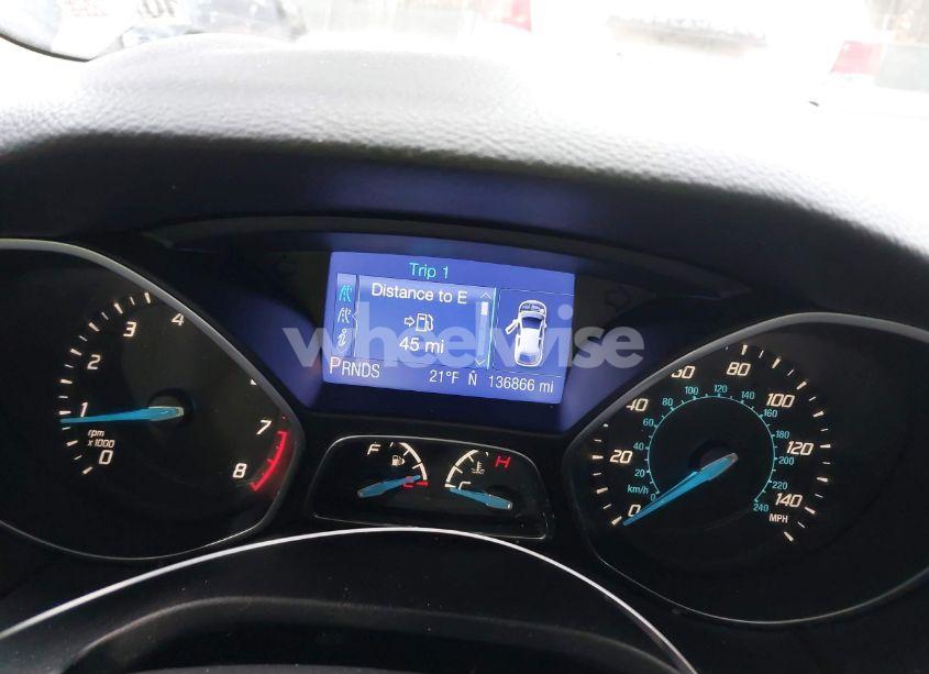 Photo 15 of 2013 Ford Focus SE (VIN 1FADP3F20DL139191)