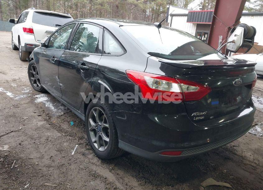 Photo 3 of 2013 Ford Focus SE (VIN 1FADP3F20DL139191)