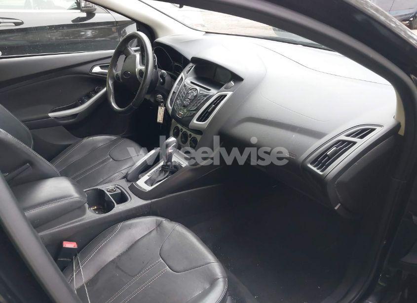 Photo 5 of 2013 Ford Focus SE (VIN 1FADP3F20DL139191)