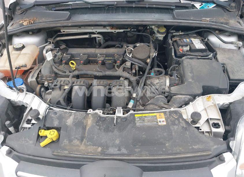 Photo 10 of 2013 Ford Focus SE (VIN 1FADP3F20DL152765)