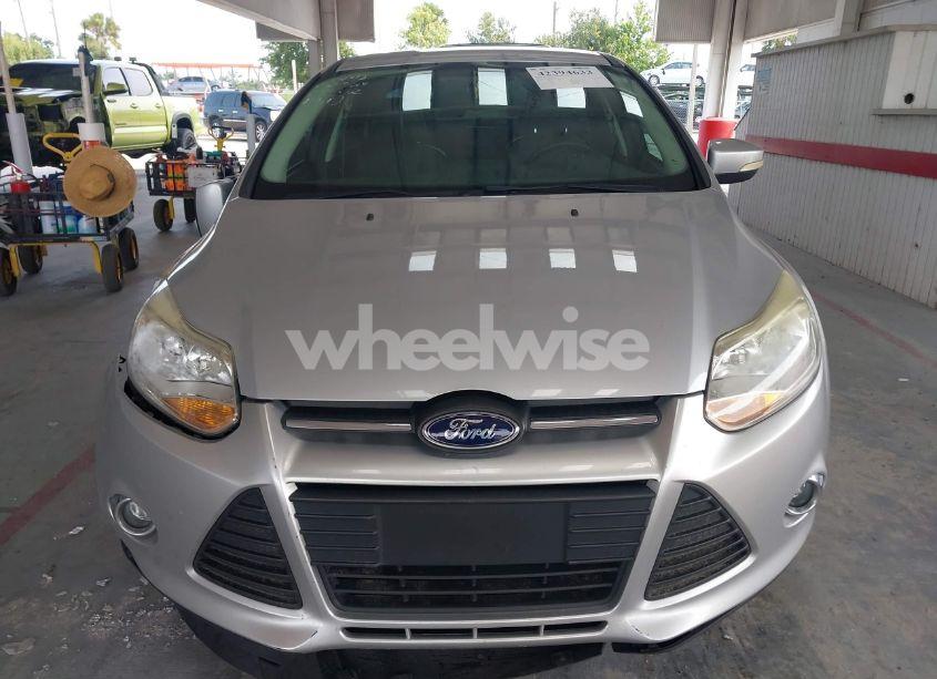 Photo 13 of 2013 Ford Focus SE (VIN 1FADP3F20DL161594)