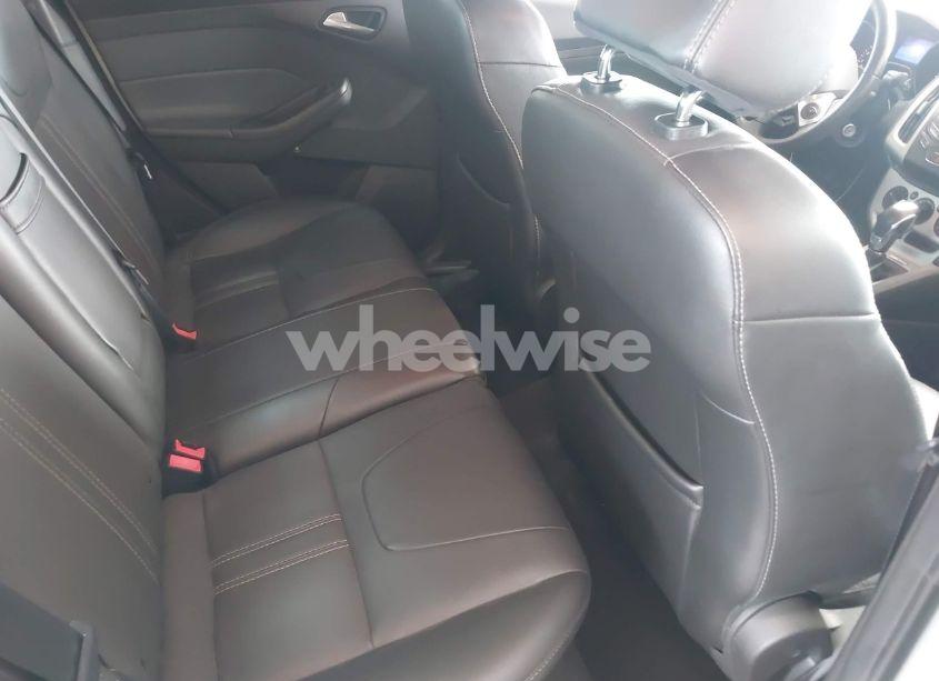 Photo 8 of 2013 Ford Focus SE (VIN 1FADP3F20DL161594)