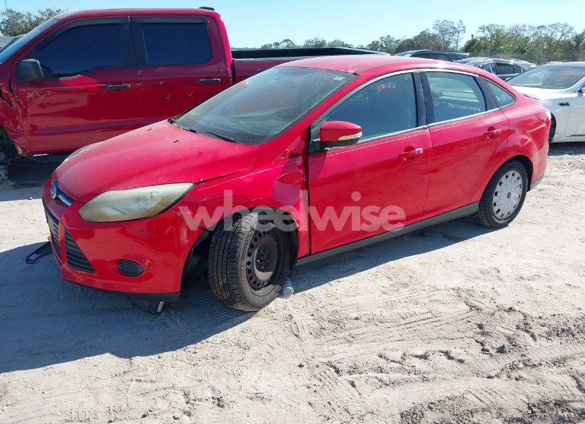 Photo 2 of 2013 Ford Focus SE (VIN 1FADP3F20DL225276)