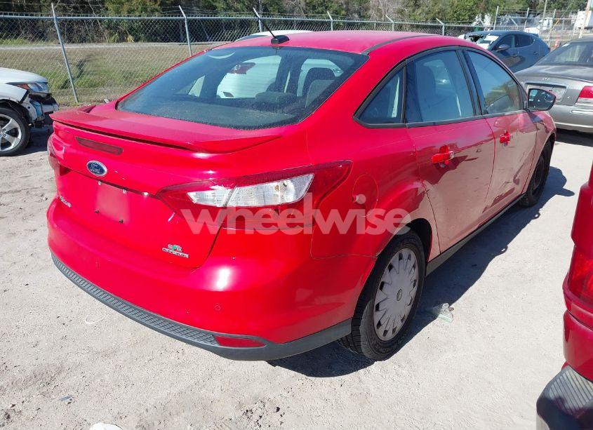 Photo 4 of 2013 Ford Focus SE (VIN 1FADP3F20DL225276)