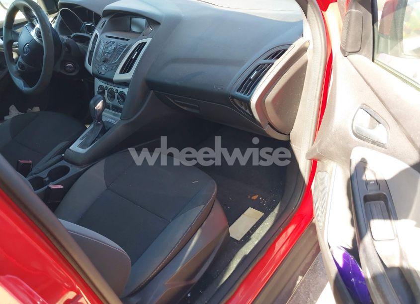 Photo 5 of 2013 Ford Focus SE (VIN 1FADP3F20DL225276)