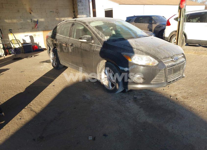 2013 Ford Focus SE (VIN 1FADP3F20DL288068) main photo