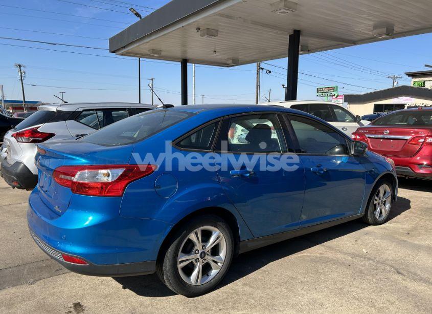 Photo 4 of 2013 Ford Focus SE (VIN 1FADP3F20DL289639)