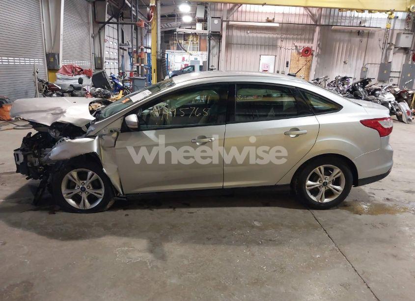 Photo 14 of 2013 Ford Focus SE (VIN 1FADP3F20DL292315)