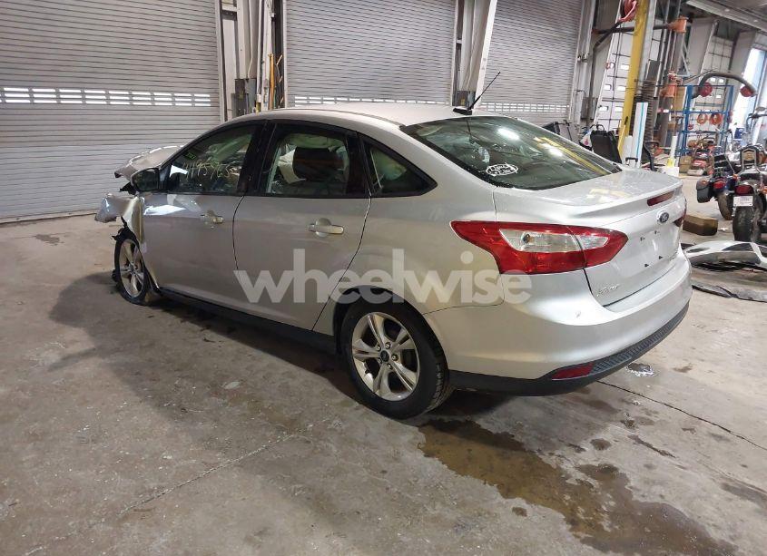 Photo 3 of 2013 Ford Focus SE (VIN 1FADP3F20DL292315)