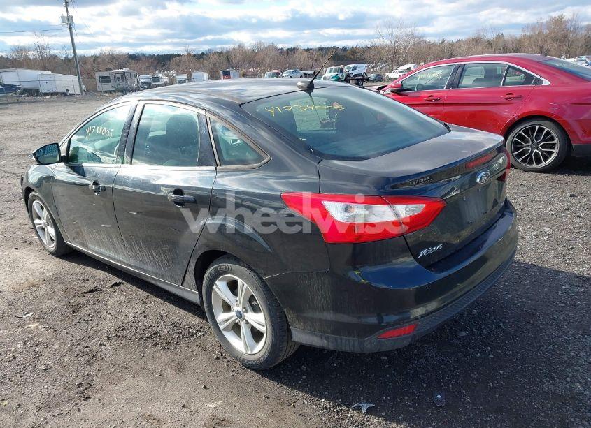 Photo 3 of 2013 Ford Focus SE (VIN 1FADP3F20DL314751)