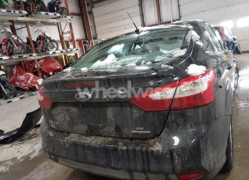 Photo 17 of 2013 Ford Focus SE (VIN 1FADP3F20DL324342)