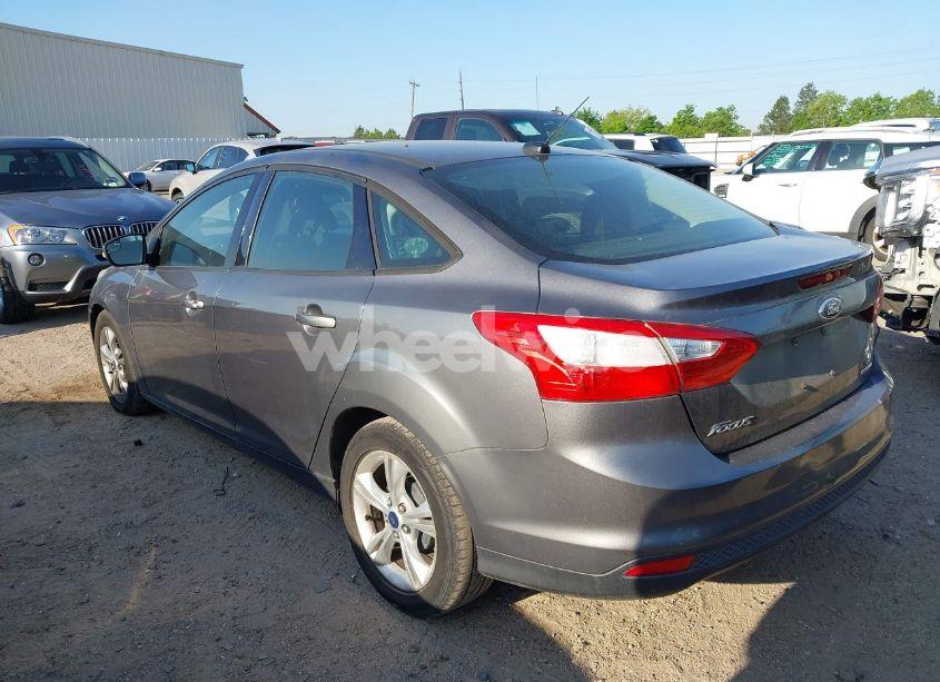 Photo 3 of 2013 Ford Focus SE (VIN 1FADP3F20DL325958)